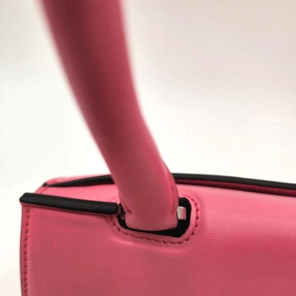 SALVATORE FERRAGAMO NWOT - Picture 10 of 16